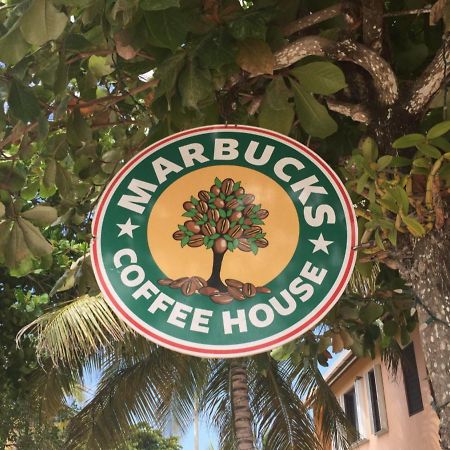 Marbucks Bed & Breakfast San Pedro  Buitenkant foto